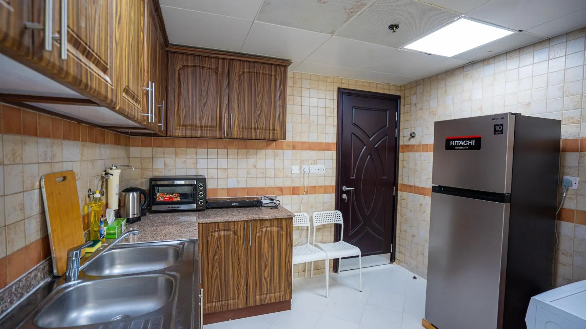 Home Stay For Family Abu Dabi 0*,