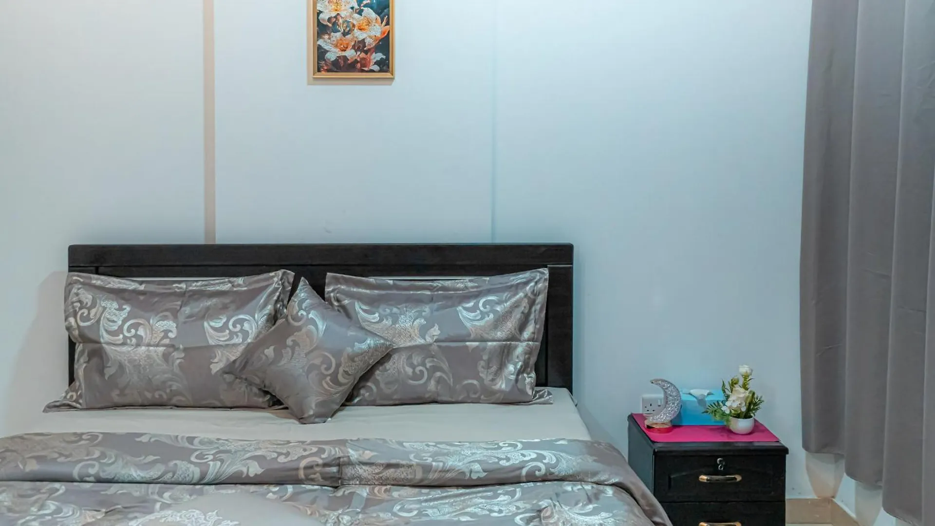 Home Stay For Family Abu Dabi